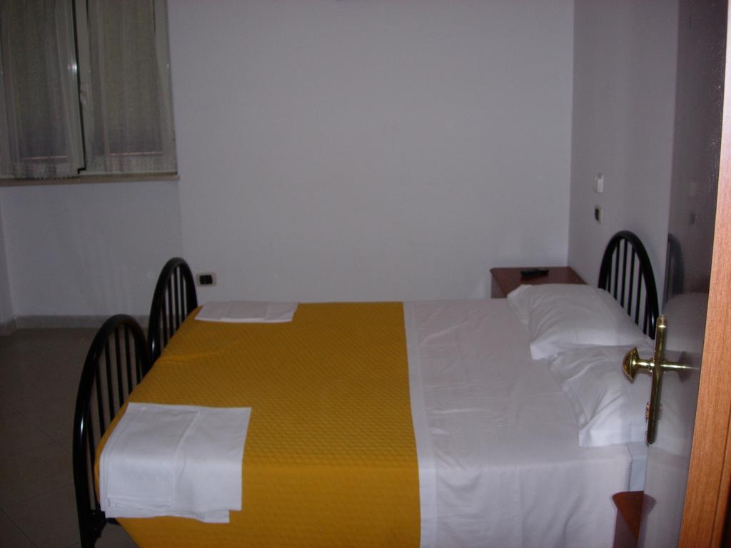 Ai Vecchi Tempi Hotel Frattocchie Room photo