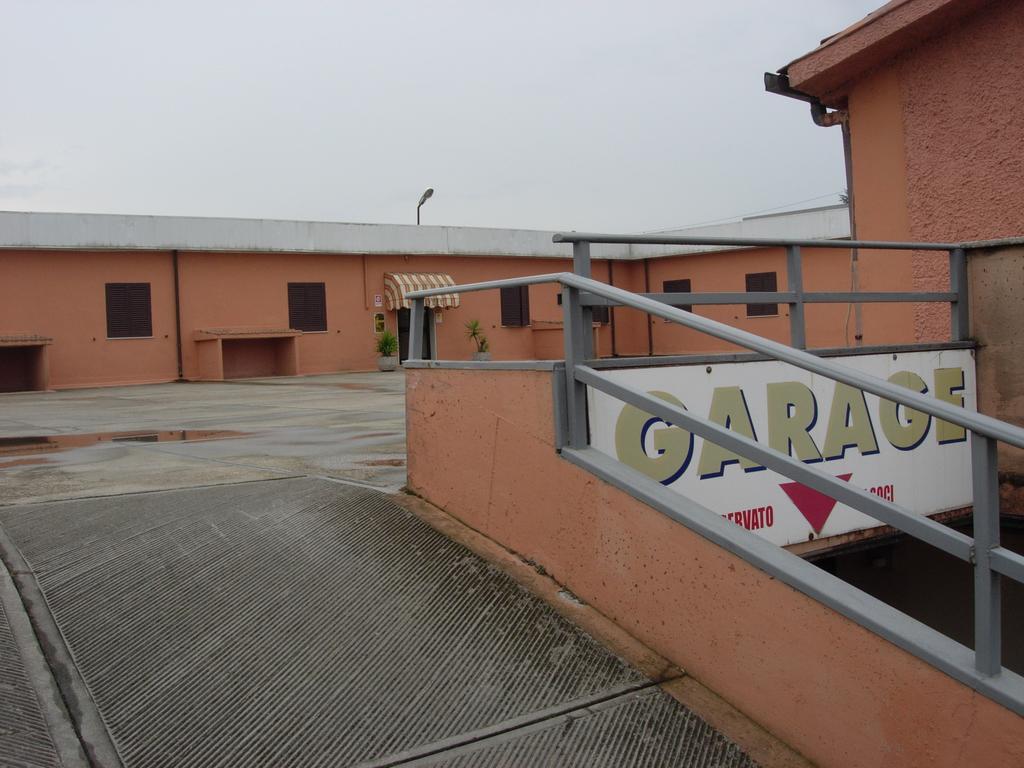 Ai Vecchi Tempi Hotel Frattocchie Exterior photo